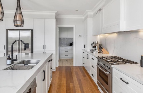 Northbridge House | Neeworra Nights Family Home