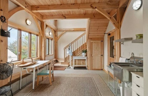 Boothbay Harbor House | Nell`s Watch - Luxurious Oceanfront by Rocky Coast Rentals