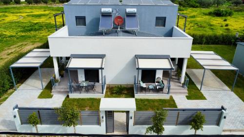 Katochi Villa | Neo-Residence