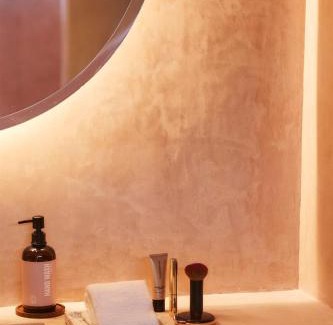 Pererenan Hotel | NEON ROSE Motel