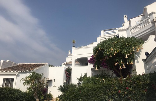Oasis del Capistrano Villa | Nerja, Pueblo Villa, 2 bedrooms on the beautiful Oasis de Capistrano