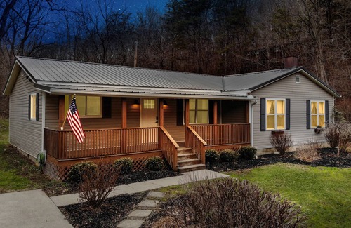 New Plymouth House | Nest 328 @ Hocking Hills