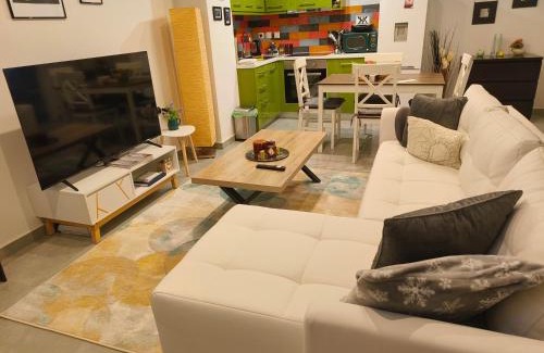 Nea Smirni Apartment | Nesta Home Athens, Cozy Private Apartment with SuperFast Wi-Fi