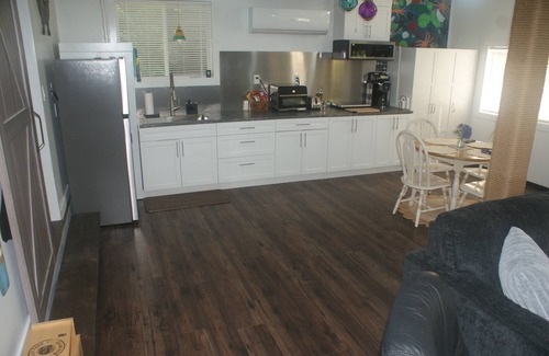 Regional District of Nanaimo Cottage | Nesting Ravens Cottage