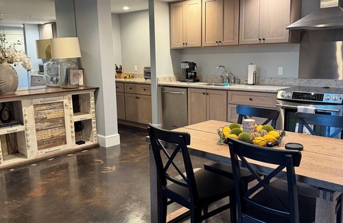 Montgomery Condo | Nestle Down Montgomery