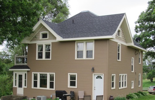 New Glarus Other | Nestled amid the rolling hills and peaceful tranquility of the countryside
