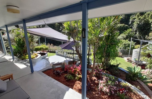 Red Rock House | Nestled in the heart of the serene seaside village of Red Rock.