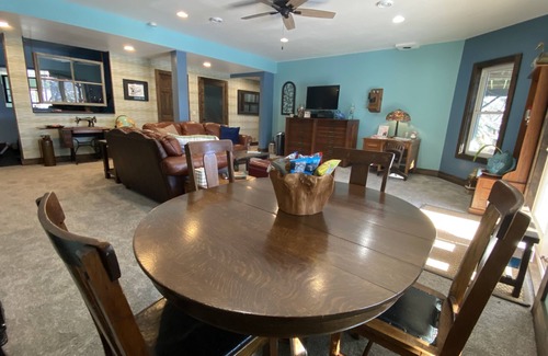 Whitewater House | Nestled in the Southern Kettle Moraine Forest
