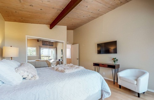 Tamalpais-Homestead Valley House | Nestled In The Trees Bay Area Best Hidden Gem