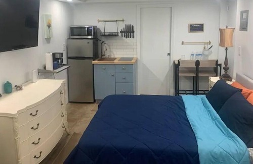 South Side Apartment | NESTLED IN