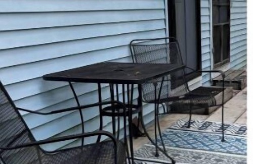 Meredith Apartment | Nestled right between 2 amazing lakes!