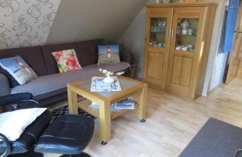 Neuschoo Apartment | NEU! Ferienwohnung Sonnenschein OG