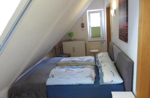 Neuschoo Apartment | NEU! Ferienwohnung Sonnenschein OG