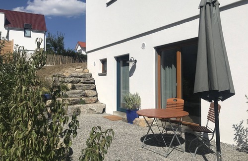 Ohningen Apartment | Neue, Hochwertige & Naturnahe Ferienwohnung am Bodensee + Schönen Außensitzplatz