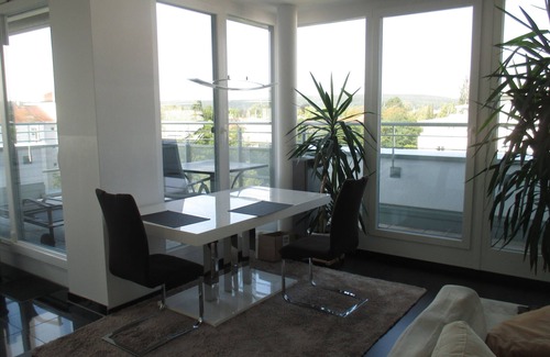 Regensburg Apartment | Neue, hochwertige und sehr helle Penthouse-Wohnung
