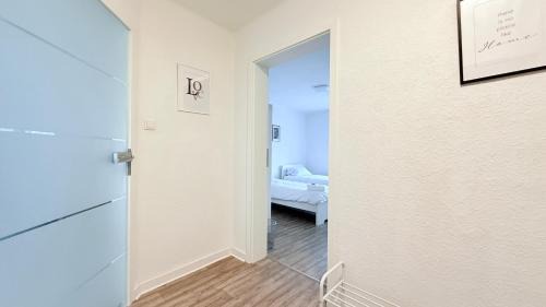 Neumuenster Apartment | Neumünster Apartments direkt an der Stadthalle mit WLAN & Parkplatz