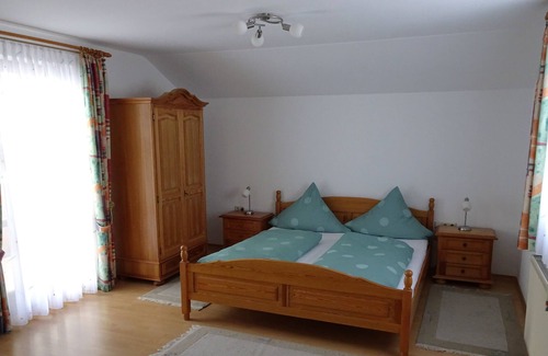 Neuschoenau Apartment | Neuschönau am Nationalpark Cozy apartment with 45 m²