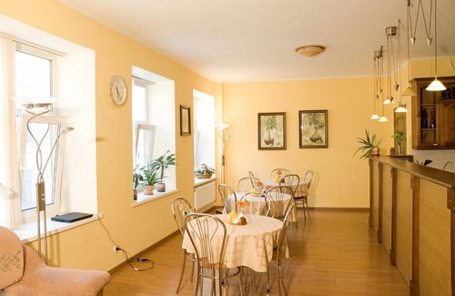 District No. 78 House | Nevsky Guest House
