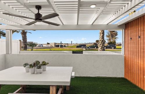 Ocean Beach Cottage | New! 1 bd/1 ba Beach Front Bungalow