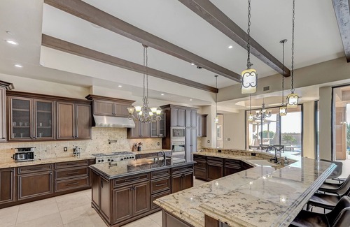 Spring Valley Villa | NEW: #1 VEGAS Luxurious Vacation VILLA Movie Theater +7min to Strip! ⭐️⭐️⭐️⭐️⭐️
