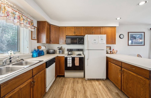 North Creek House | NEW! 11D - Spacious & Family-Friendly Getaway by The Summit at Gore Mountain