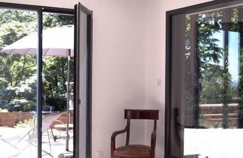 Mareil-Marly House | New 190m2 timber-frame house, 30 minutes from Paris, sleeps 10