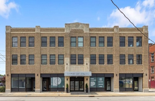 Cleveland Apartment | New 1Bed/1Bath | Parking | 10min to Downtown | Zoo
