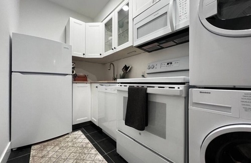 South Lethbridge Condo | New 2 Bdrm Suite Near Hospital!