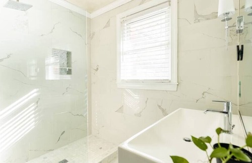 Haynes Area House | NEW 2-Bedroom Sanctuary | Hot Tub | Sleeps 9+