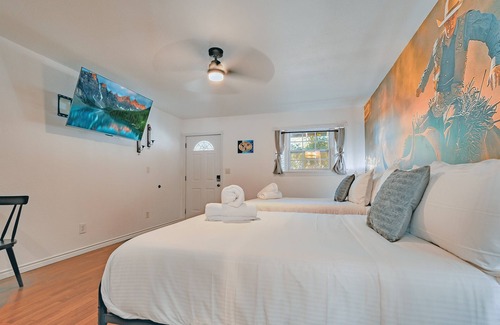 Canyon Lake Cabin | NEW 2 Full Beds Suite AT Open Ramp 1