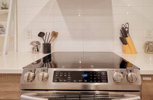 Cote-Des-Neiges—Notre-Dame-De-Grace House | NEW*2BR-gym*rooftop terrace*wifi