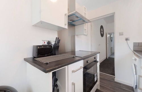 Darlington House | New! 2BR in Mowden terrace