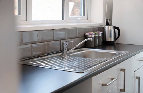 Darlington House | New! 2BR in Mowden terrace