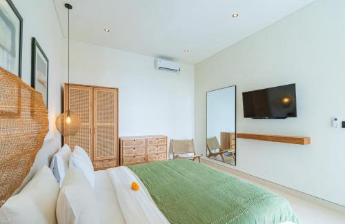 Denpasar Villa | NEW 2BR Pool Villa, BBQ Grill, Sunbed, 8min Beach