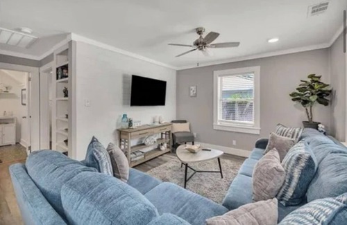 Demere Park Cottage | NEW 3 bdrm cottage in SSI with private pool/hot tub…walking distance to beach!