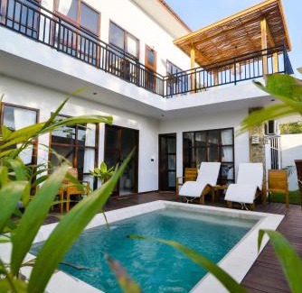 Kuta House | NEW 3 Bed Villa in Kuta with Pool, Terrace & Day Bed