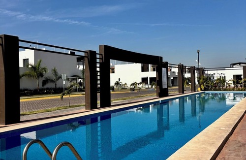 Sin Nombre House | New 3-bedroom townhome w/AC, WiFi, in Mazatlan. Fitness room, pool, club house