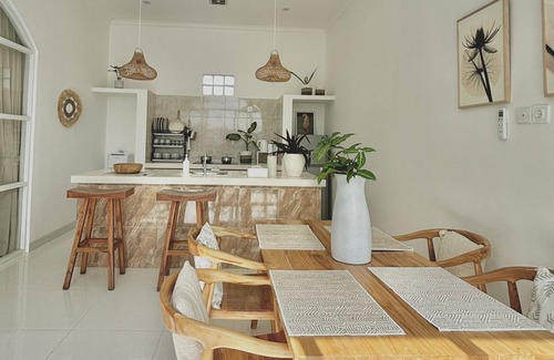 Babakan Villa | New 3-Bedrooms Villa in Canggu -The White Breeze