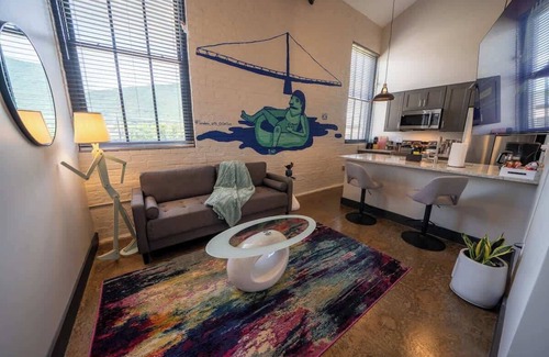 Buchanan Apartment | New 3 BR Apartment King Beds |Brewery |River| i-81