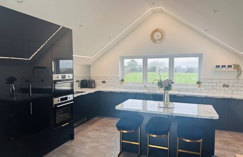 Rose House | New 3 double bedroom modern luxury countryside home near Perranporth seaside