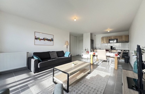 Frouzins Apartment | New 3-room apartment in secure residence