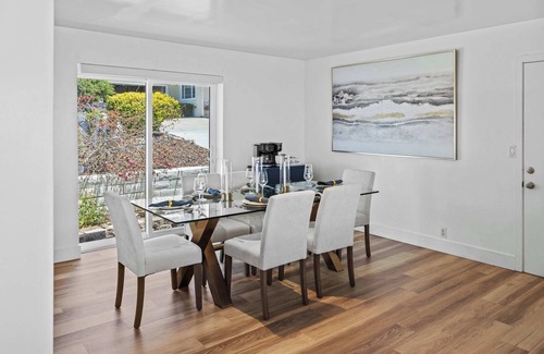 Seaside House | New 3B 3BA Panoramic Ocean Views 30 Night Min