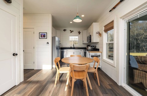Bluff City House | New 3b/3ba waterfront construction on the South Holston River 1 mile from town.