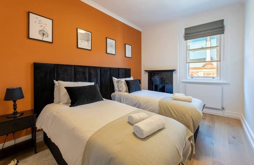 Brompton & Hans Town Apartment | New 3Bed with AirCon in Knightsbridge near Harrods