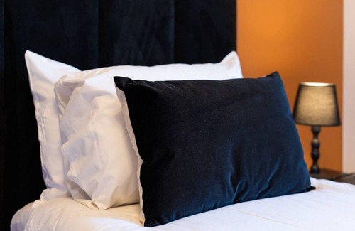 Brompton & Hans Town Apartment | New 3Bed with AirCon in Knightsbridge near Harrods