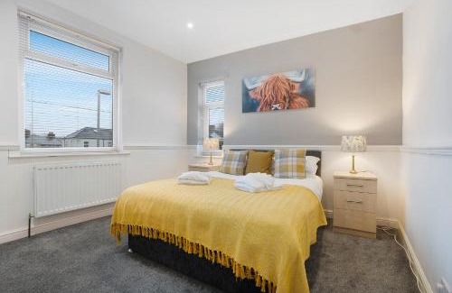 Darlington House | NEW! 3BR in Haughton Road