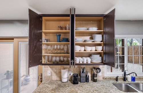South Arlington House | NEW! 4 Bed 2.5 Bath, House w/Cowboy Pool and Fire Pit in Central DFW!