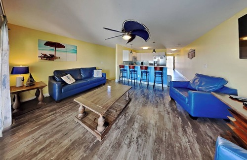 Put-in-Bay Condo | New 4 Bedroom 2 Bath Condo On The Water - Sleeps up to 10 ppl max - CON 110