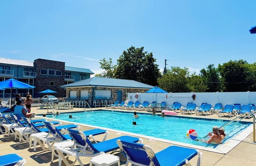 Put-in-Bay Condo | New 4 Bedroom 2 Bath Condo On The Water - Sleeps up to 10 ppl max - CON 110