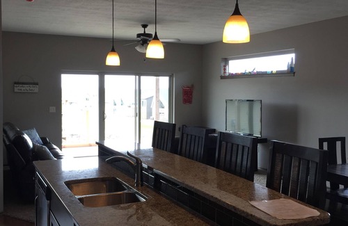 Spirit Lake Cabin | NEW 4 BEDROOM CABIN BRIDGES BAY RESORT 6 FREE INDOOR WATERPARK PASSES